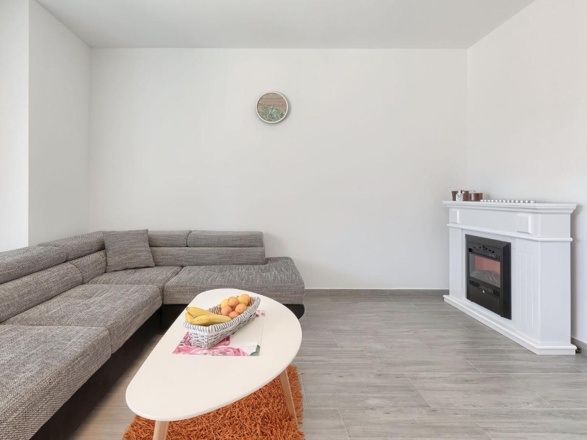 Holiday Home Villa Zirdum By Interhome Nova Vas  Екстериор снимка
