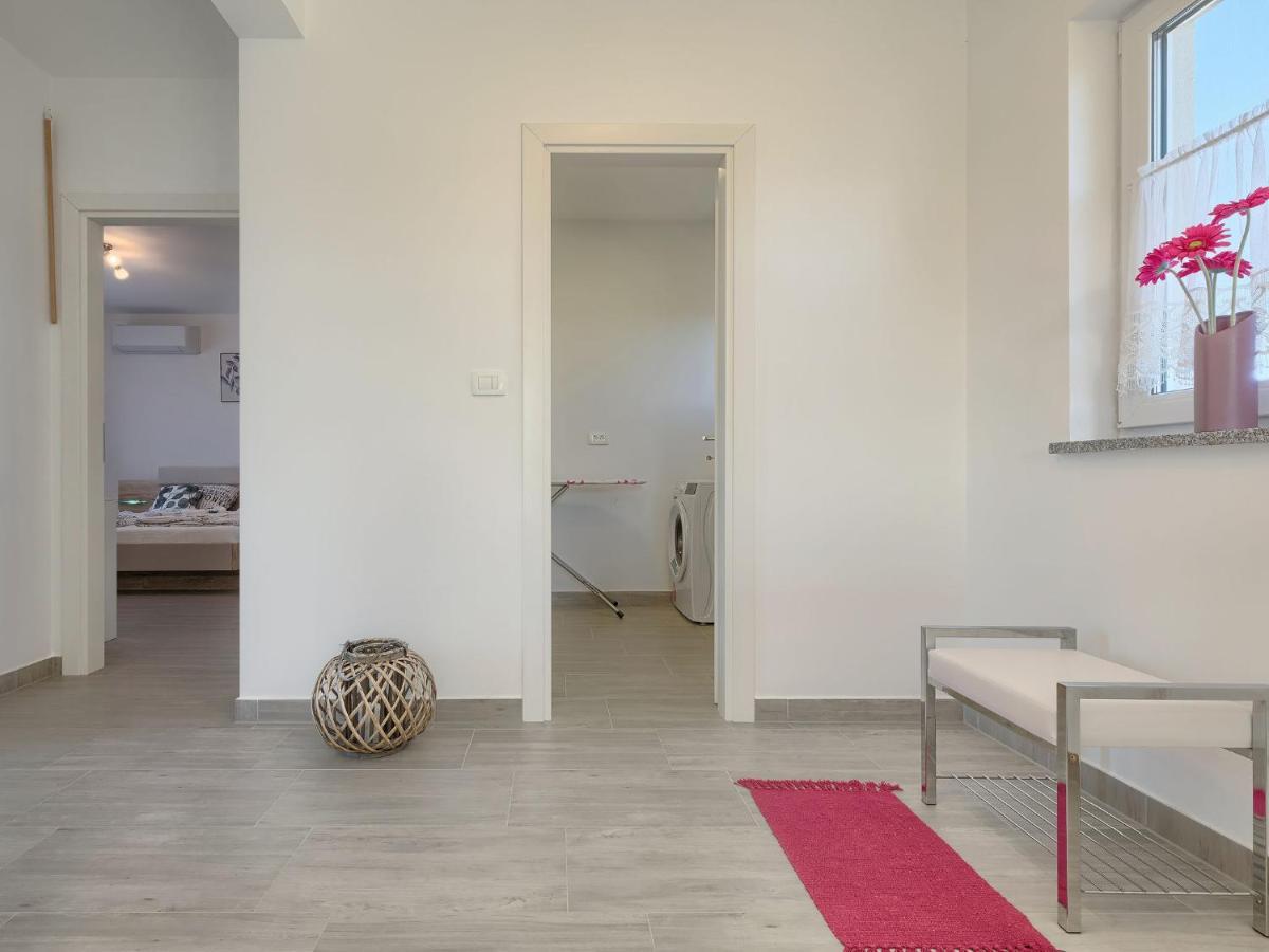 Holiday Home Villa Zirdum By Interhome Nova Vas  Екстериор снимка