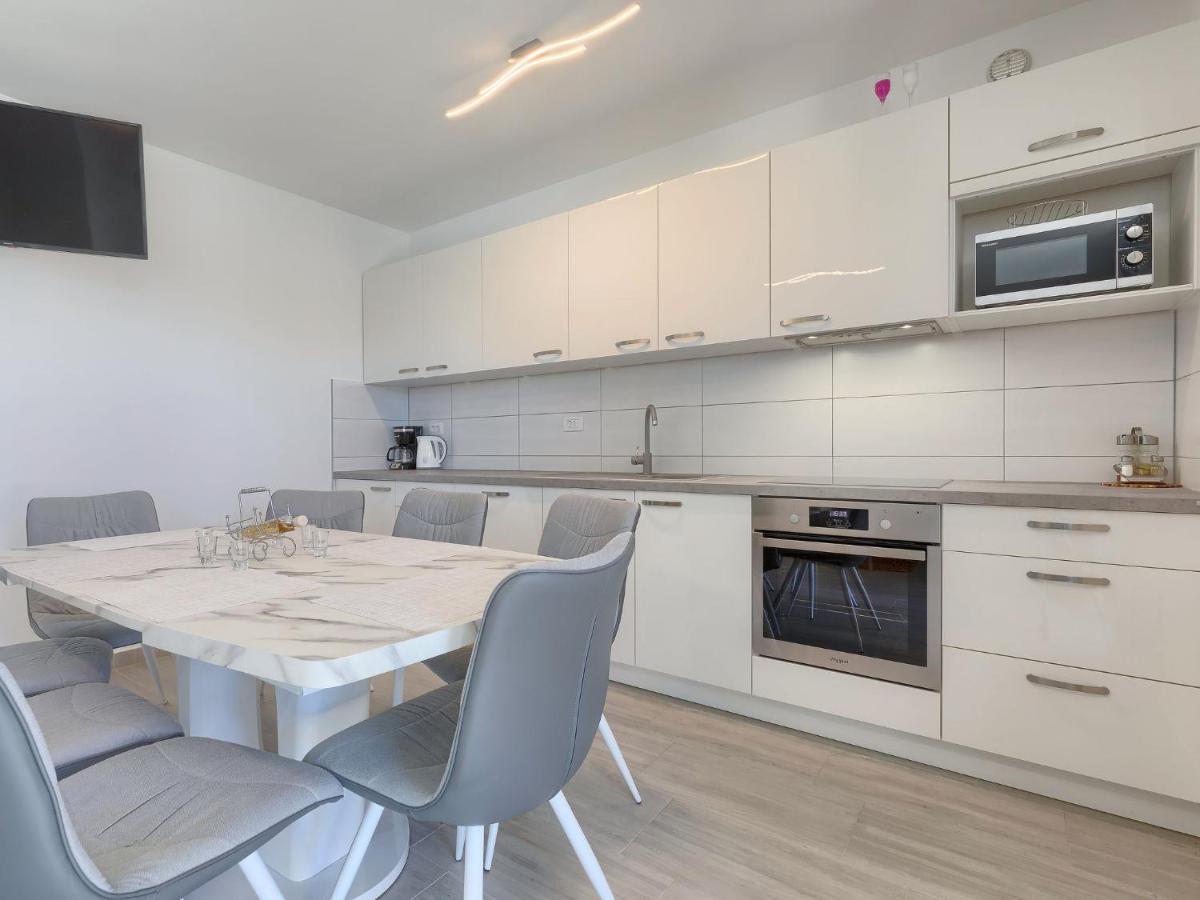 Holiday Home Villa Zirdum By Interhome Nova Vas  Екстериор снимка