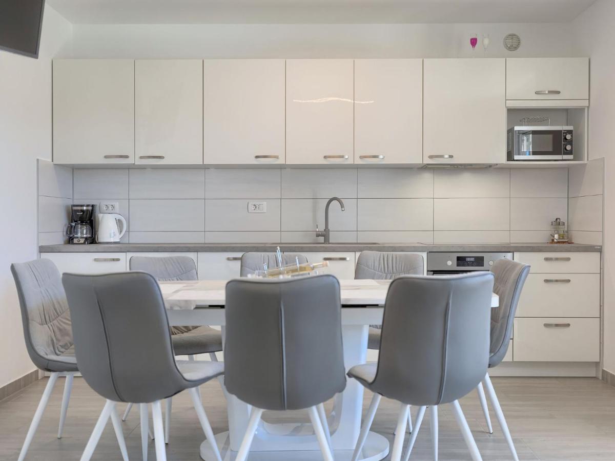 Holiday Home Villa Zirdum By Interhome Nova Vas  Екстериор снимка