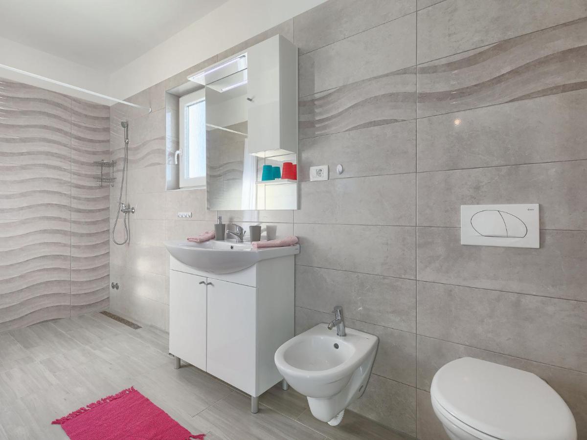Holiday Home Villa Zirdum By Interhome Nova Vas  Екстериор снимка